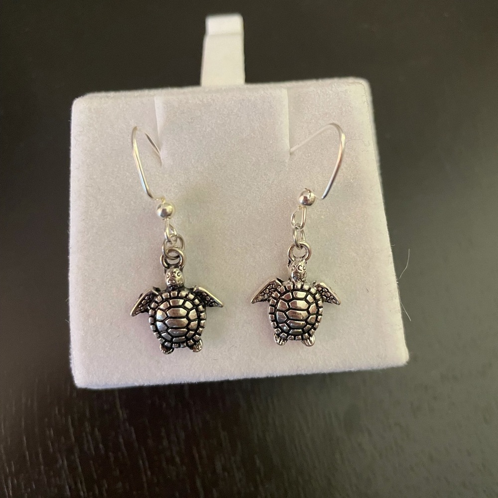 Handmade Turtle Fishhook Earrings - Picture 2 of 3